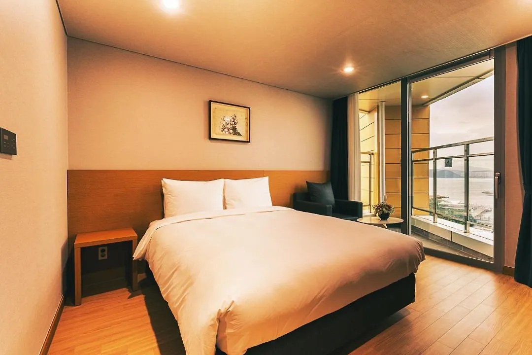 Kwangsu Hotel Haeundae Busan 4*,