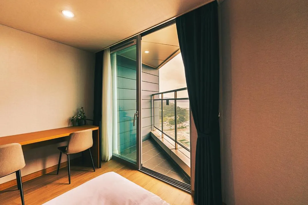 Kwangsu Hotel Haeundae Busan 4*,